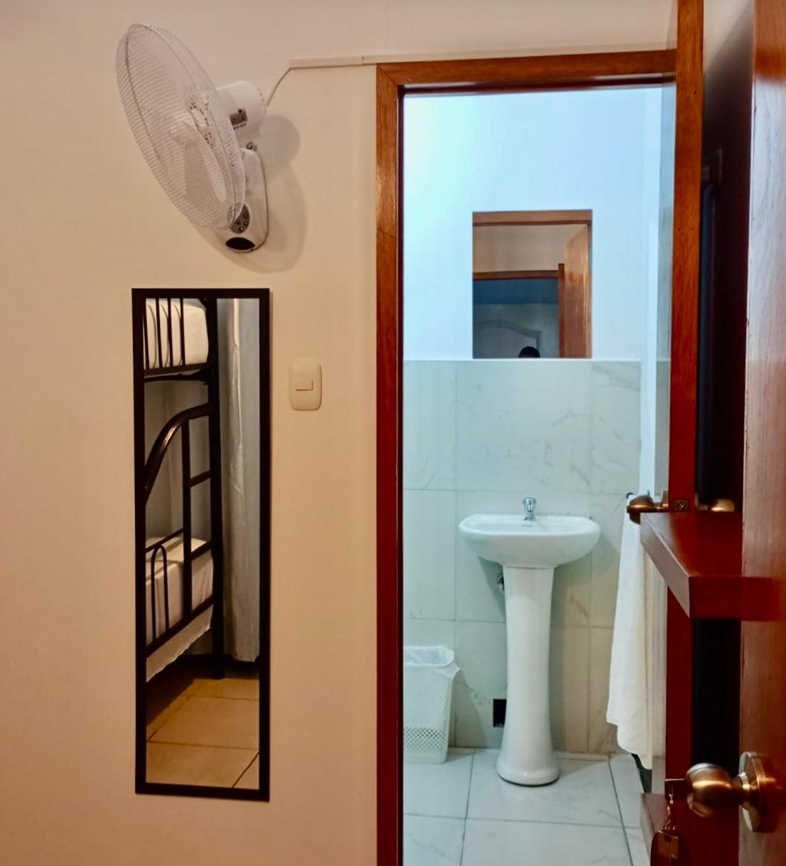 Piccolo Bed & Breakfast Тарапото Экстерьер фото